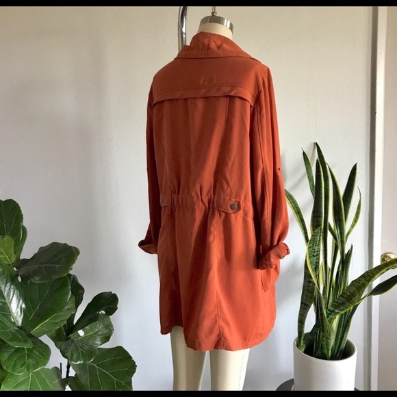 Minkpink revolve anorak rust jacket NWOT - Picture 4 of 7